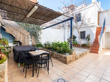 Adosado con balcón en venta en Carrer Canonge Gimeno