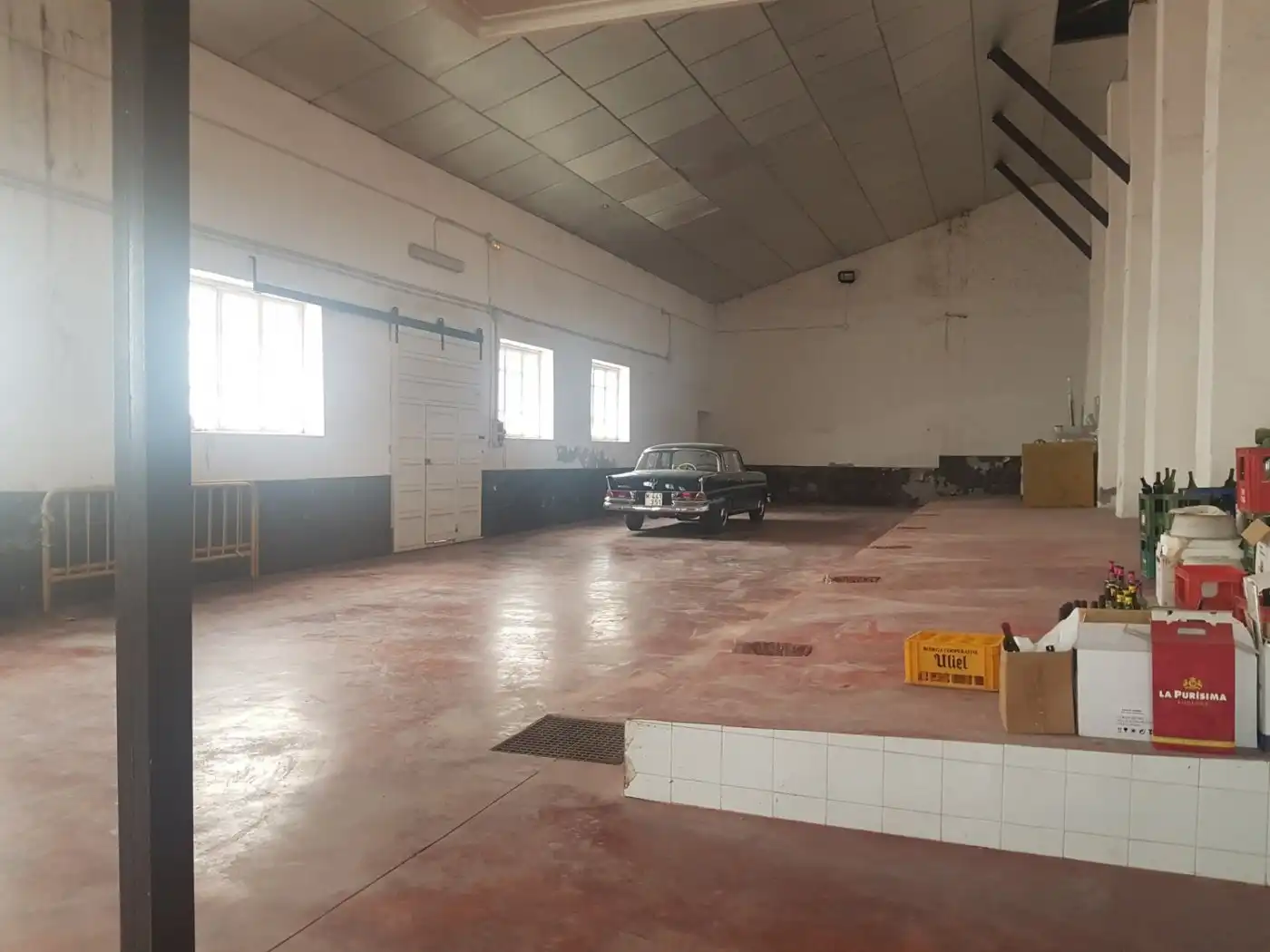 Nave industrial en venta en Villena