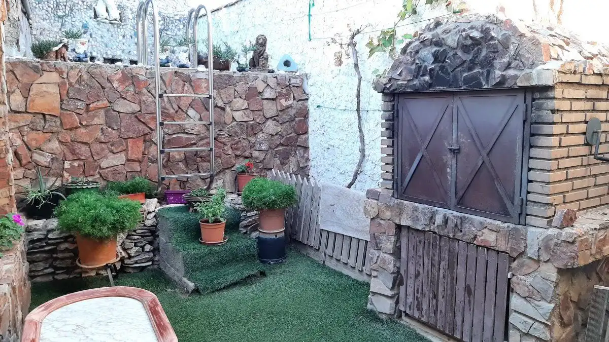 Jardín de Casa o chalet en venta en Valdepeñas con Calefacción, Terraza y Piscina
