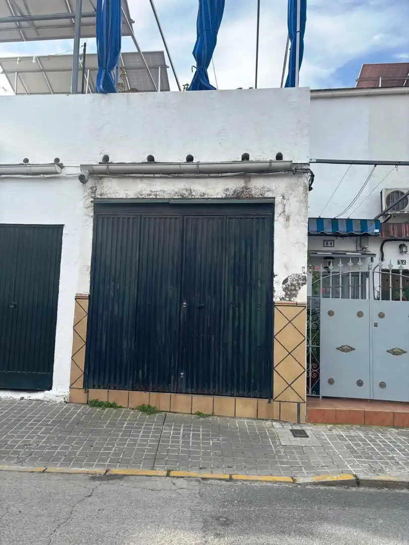 Vista exterior de Garatge en venda en Valencina de la Concepción