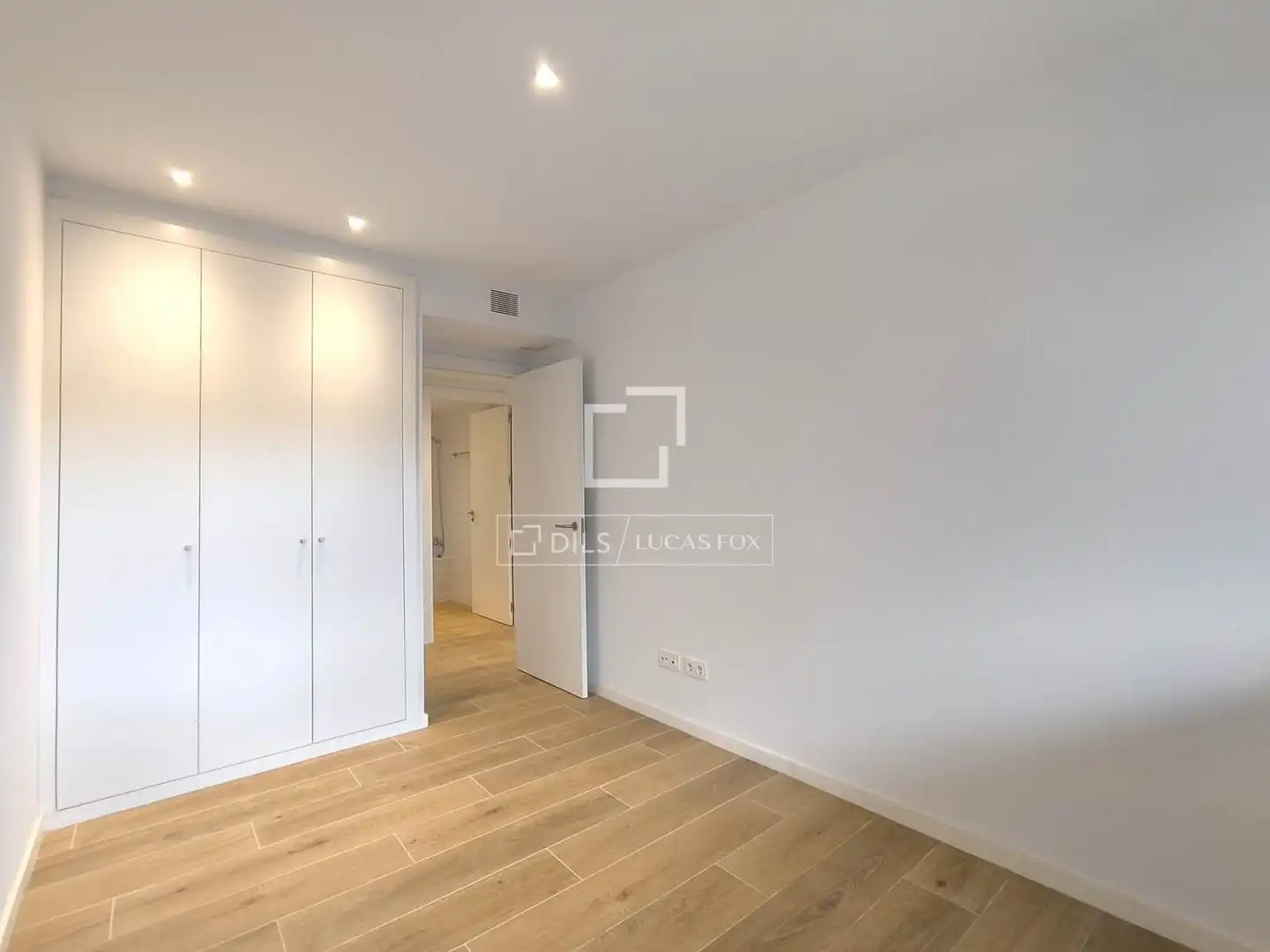 Flat with pool to rent in Finestrelles, imagen 5