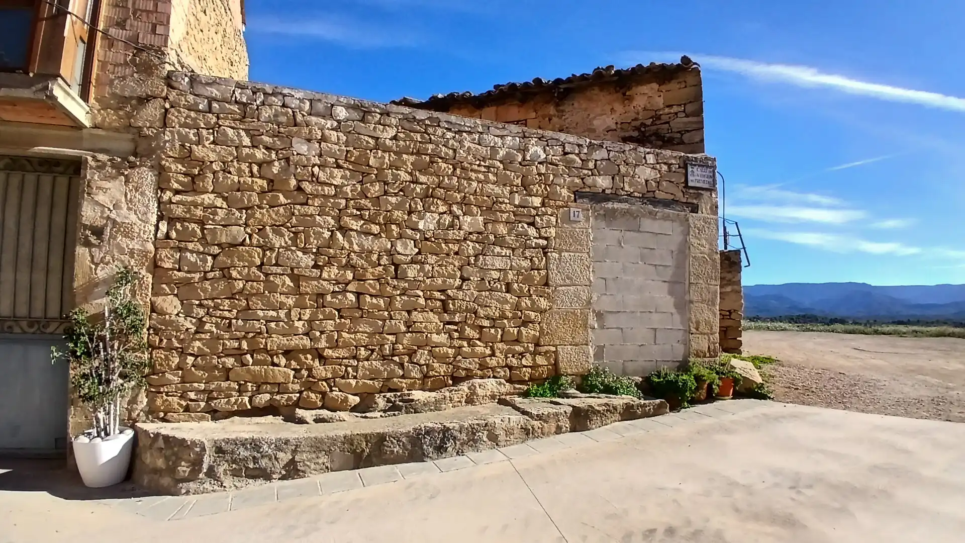 Exterior view of Country homes for sale in Cretas, Teruel