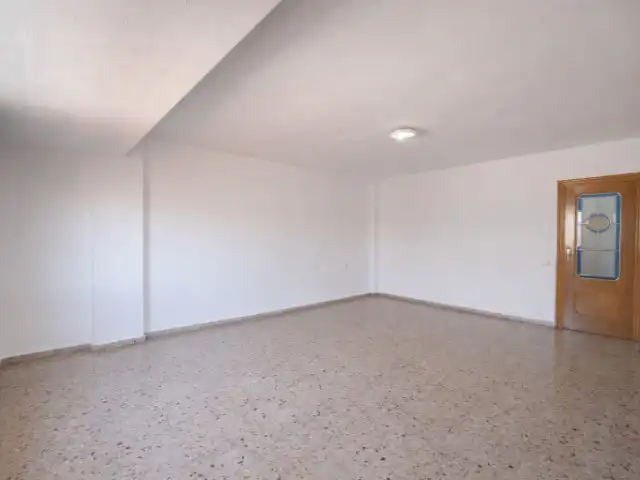 Flat for sale in Burjassot  with Private garden and Balcony