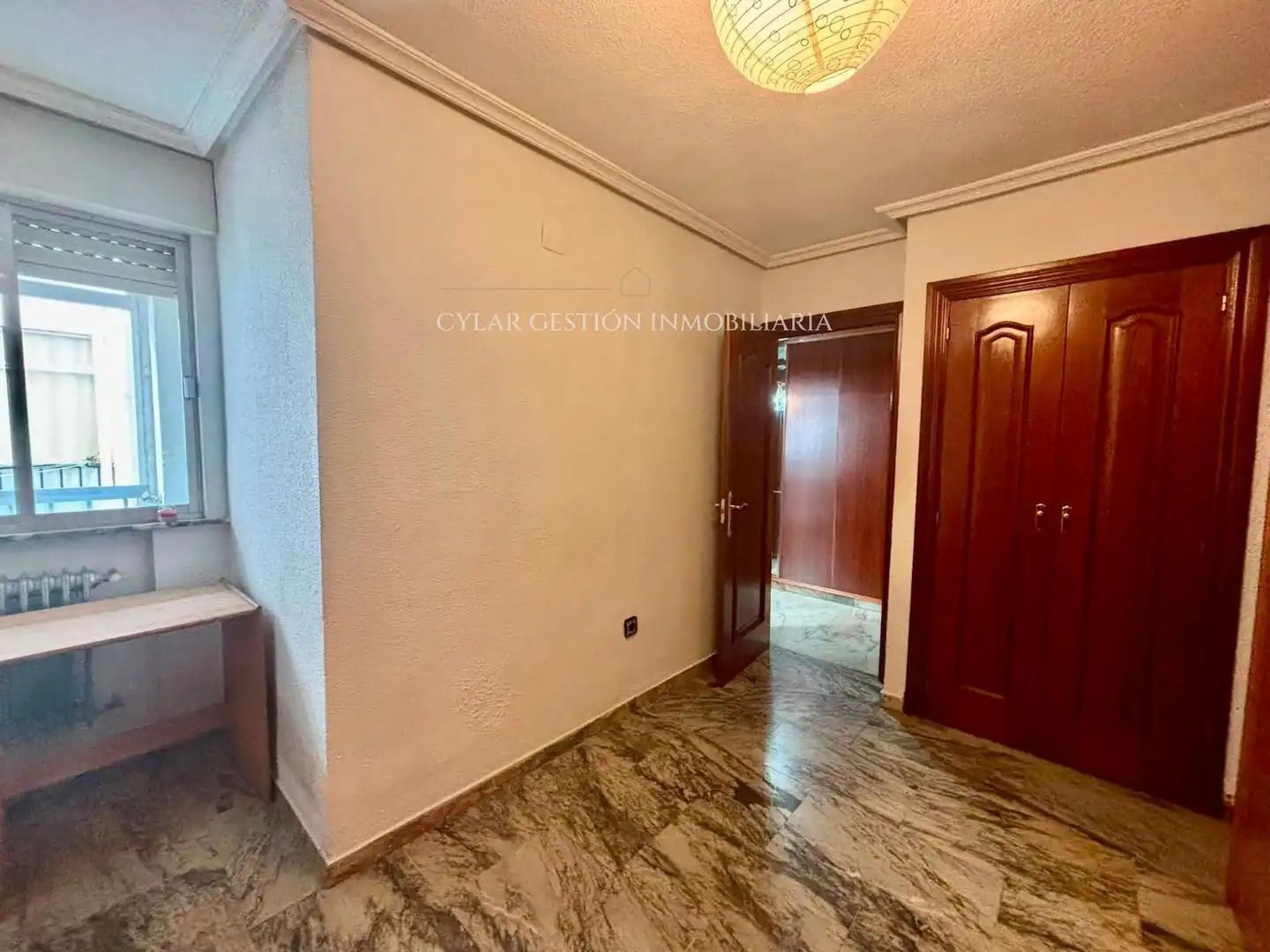 Piso en venta en Salamanca con Calefacción, Terraza y Piscina
