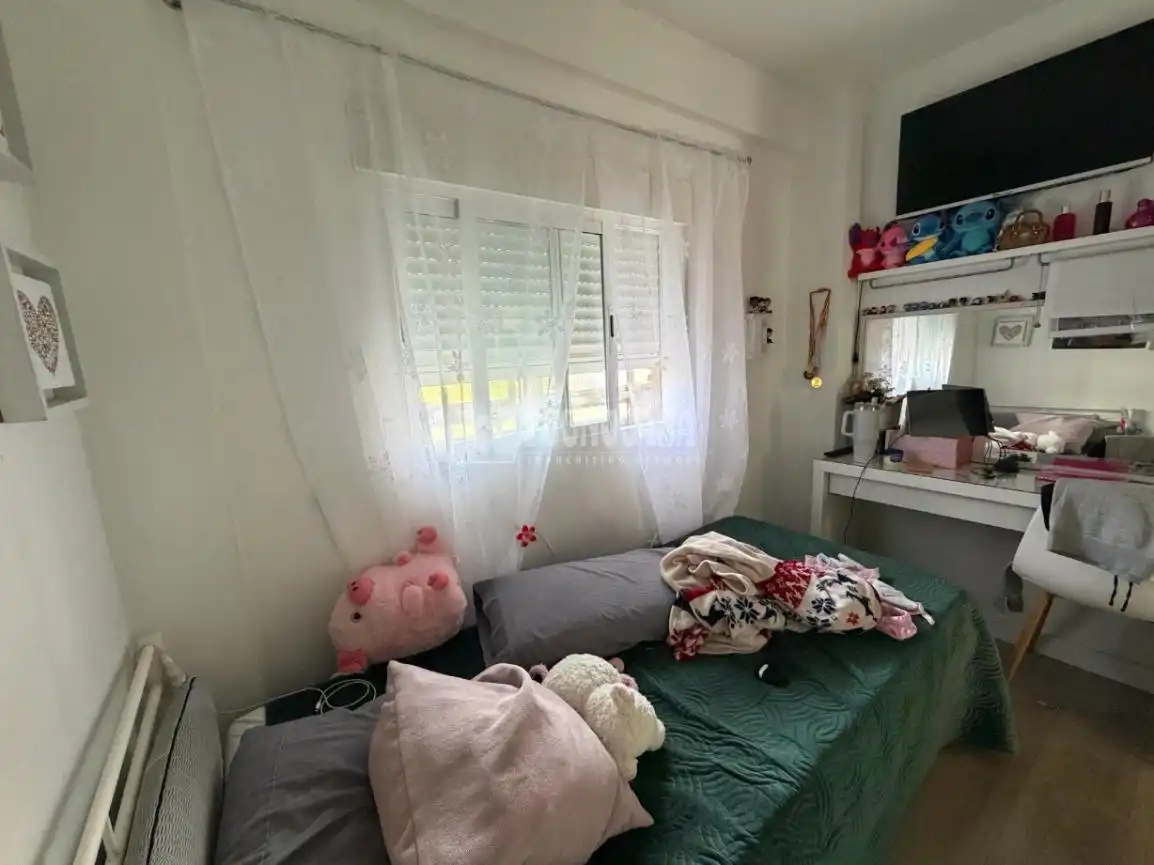 Habitación de Piso en venta en Madrid con Terraza