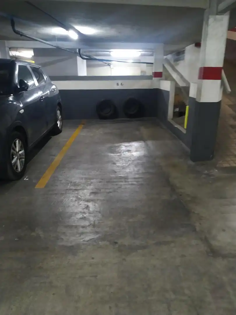 Aparcament de Garatge de lloguer en Valencia amb Alarma