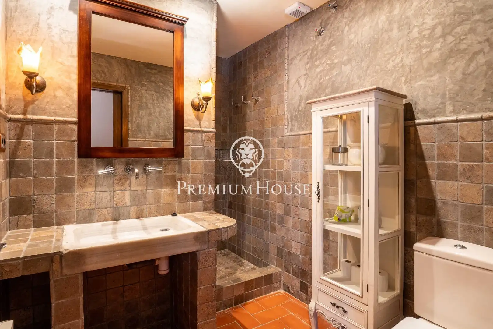 Bathroom of Country homes for sale in El Catllar   with Heating, Private garden and Terrace