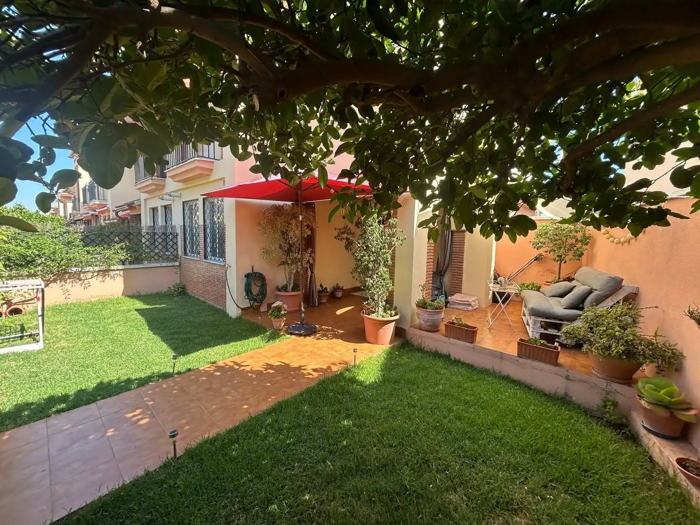 Terraza de Casa adosada en venta en Antequera con Aire acondicionado, Calefacción y Jardín privado