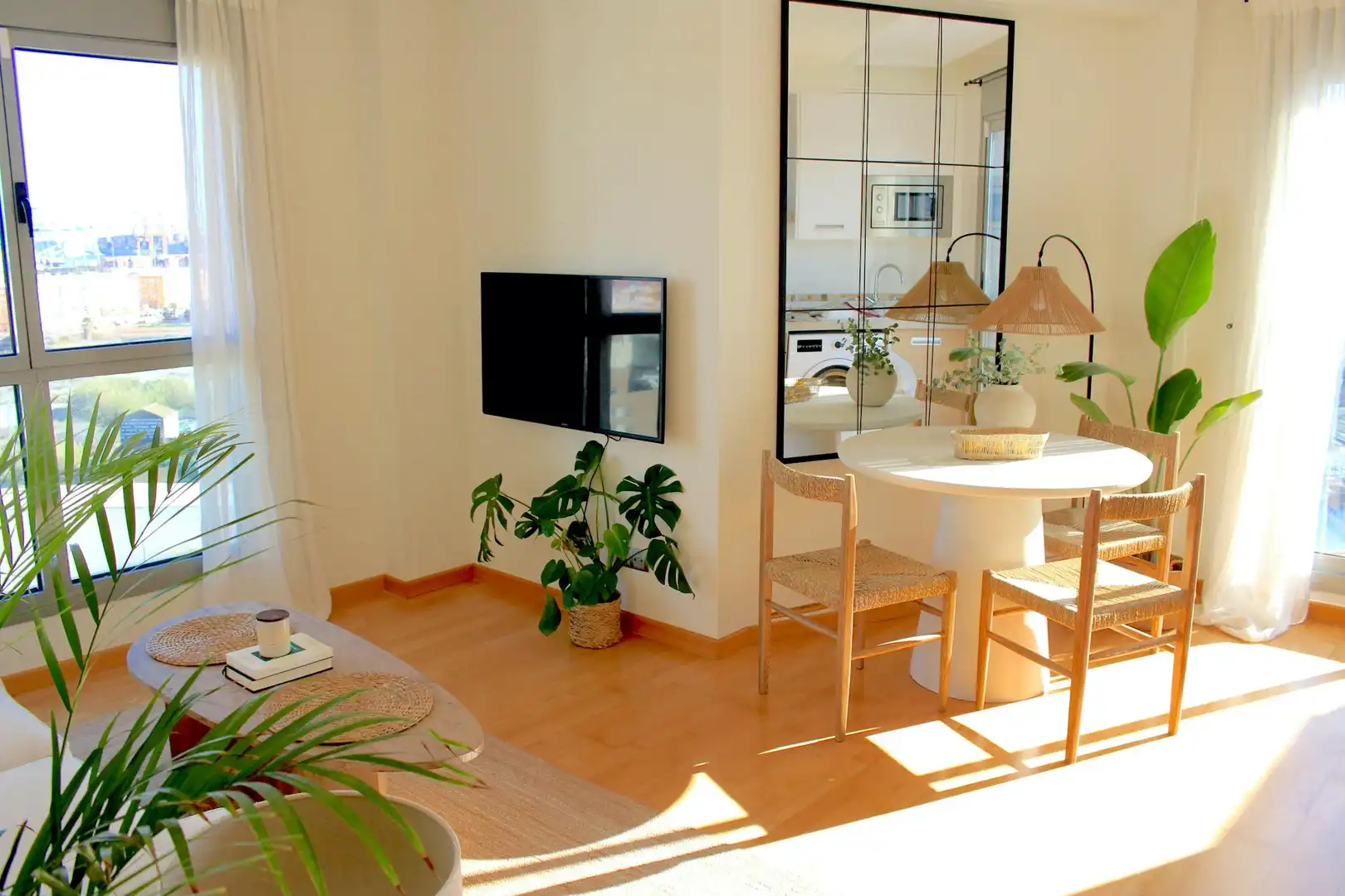 Wohnzimmer von Wohnung zur Miete in Valencia mit Klimaanlage, Heizung und Möbliert