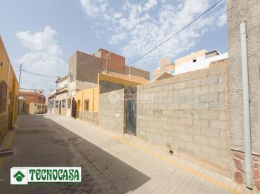 Terreno residenziale in vendita a Adra