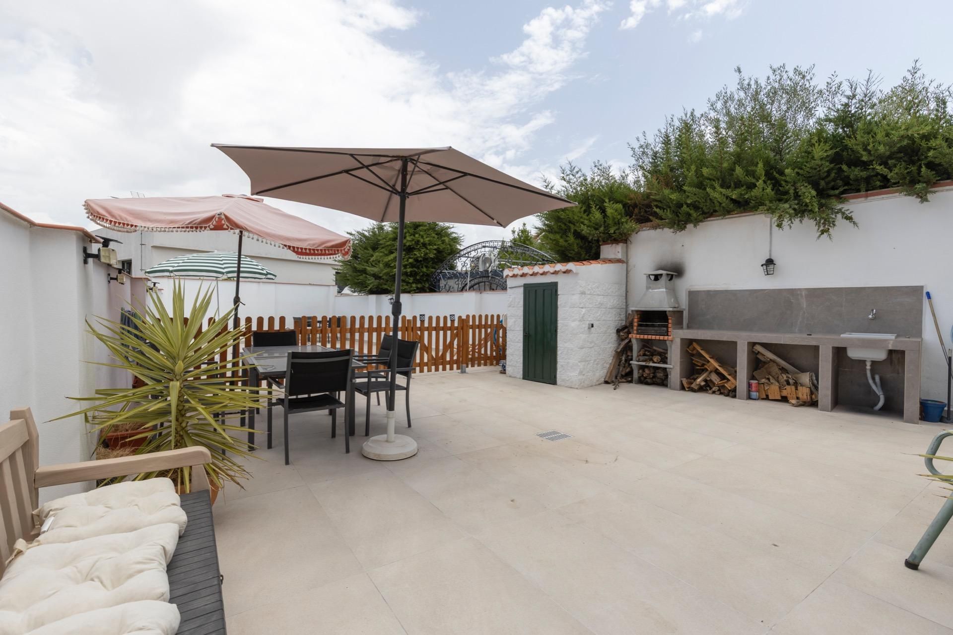 Terrace of House or chalet for sale in Ogíjares