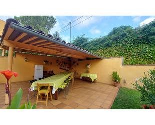 Jardí de Casa o xalet en venda en La Llacuna amb Aire condicionat, Terrassa i Piscina