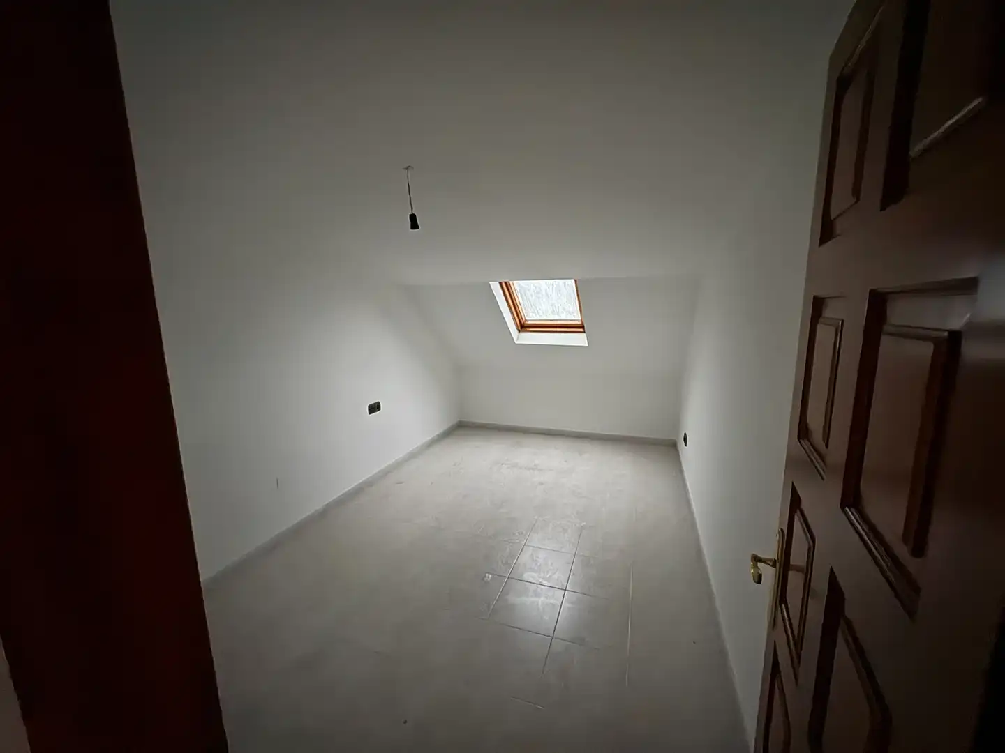 Casa adosada en venda en Cariño amb Terrassa