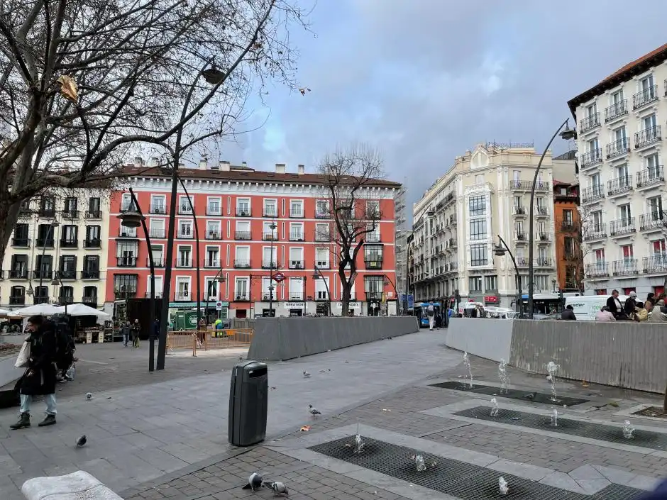 Exterior view of Commercial properties for sale in Madrid  with Air Conditioner