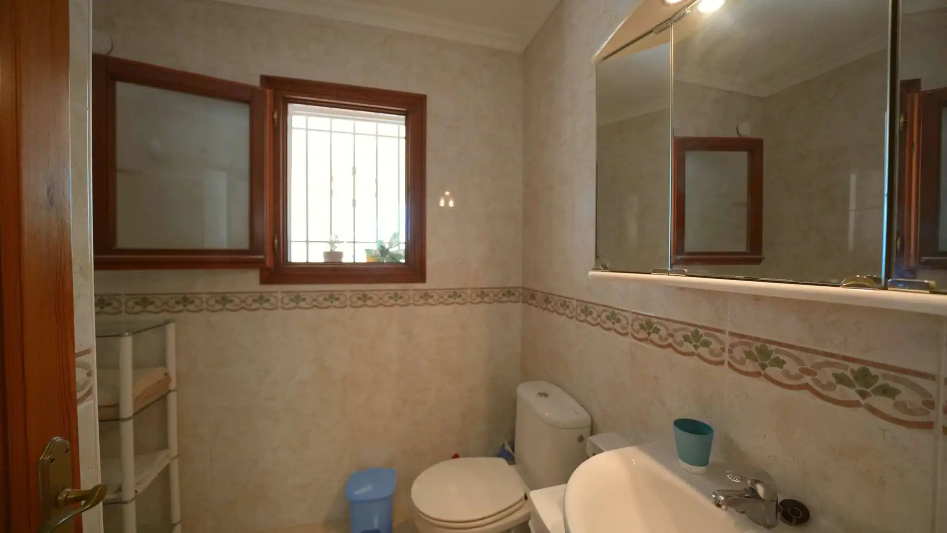 Bany de Casa o xalet en venda en Pego amb Aire condicionat, Calefacció i Jardí privat
