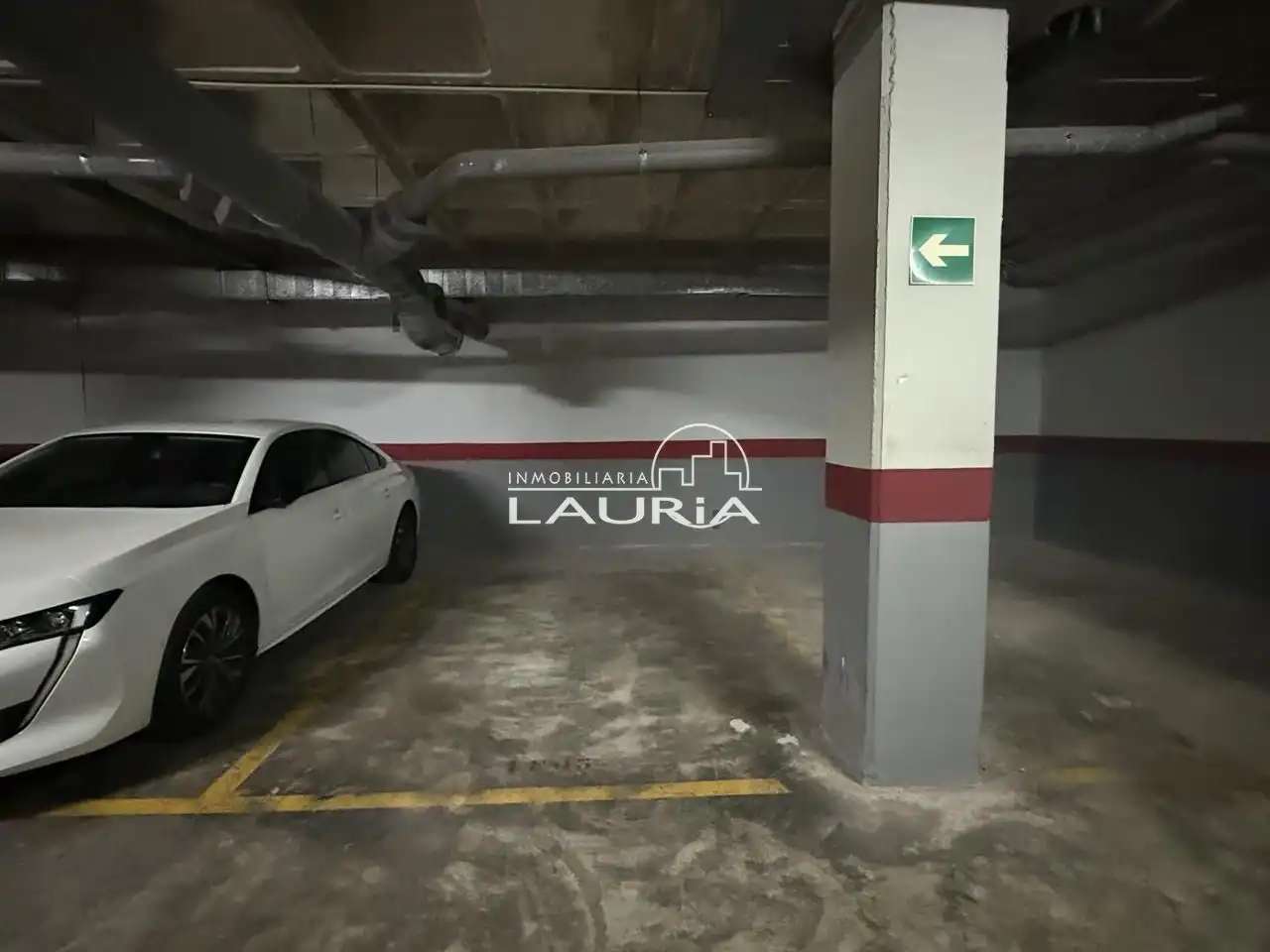 Parking of Flat for sale in Burjassot  with Air Conditioner, Heating and Private garden