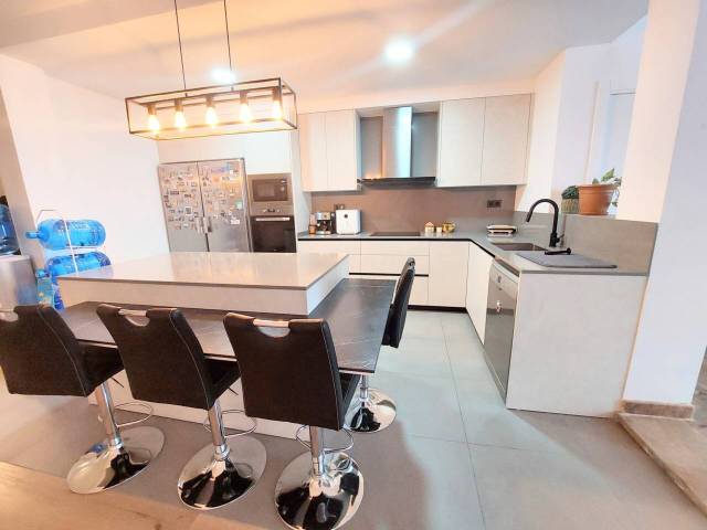 Casa-chalet en Venta en Zona Esportiva