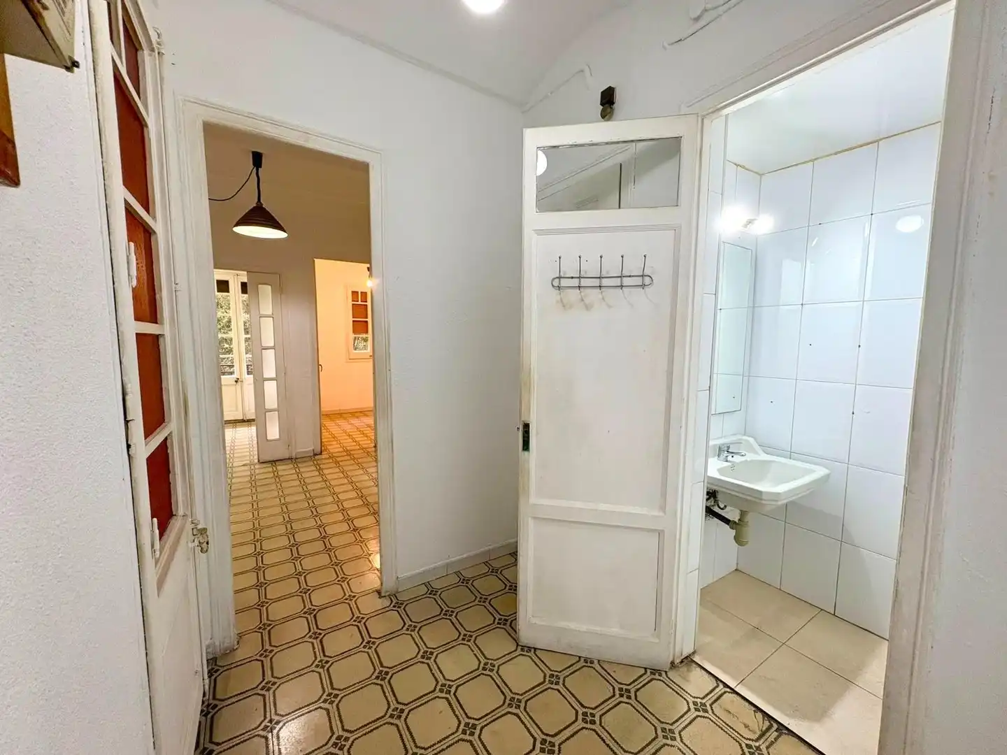 Baño de Piso en venta en Barcelona con Balcón