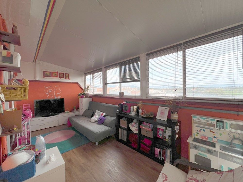 Living room of Attic for sale in Valls  with Air Conditioner, Heating and Terrace