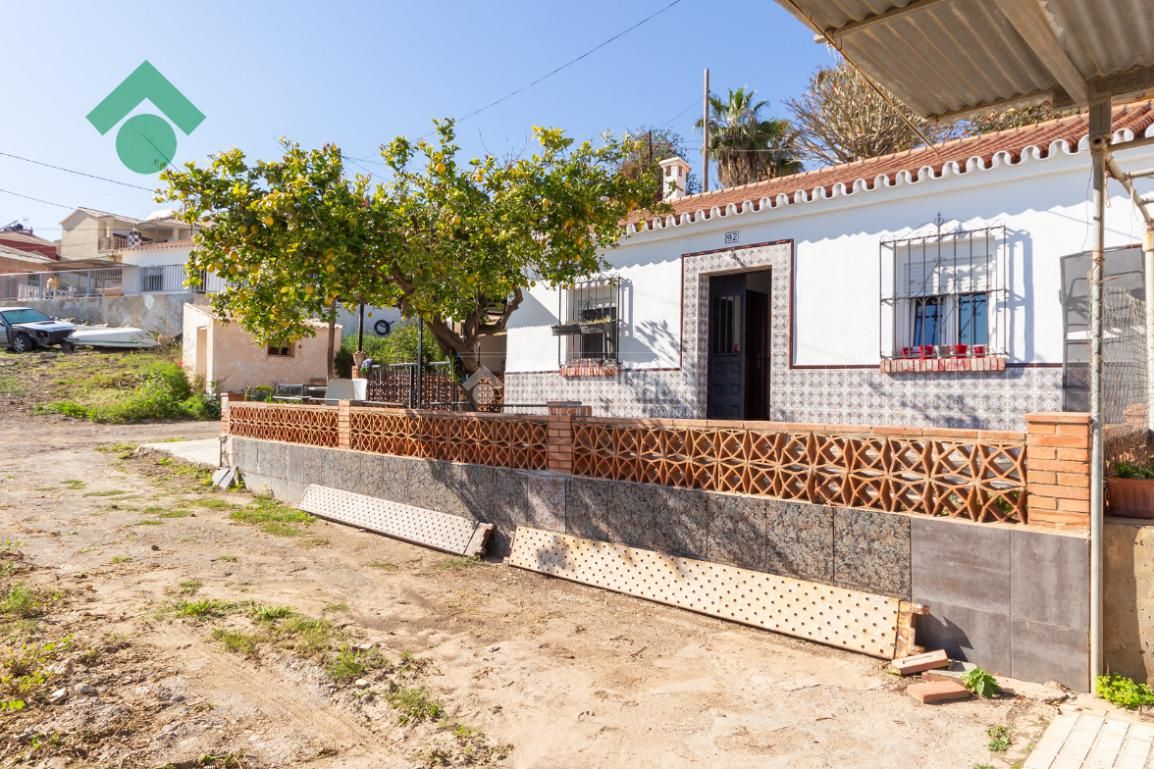 Casa adosada en venda a Benajarafe
