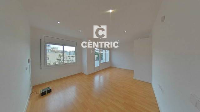Piso en Venta en Cementiri Vell