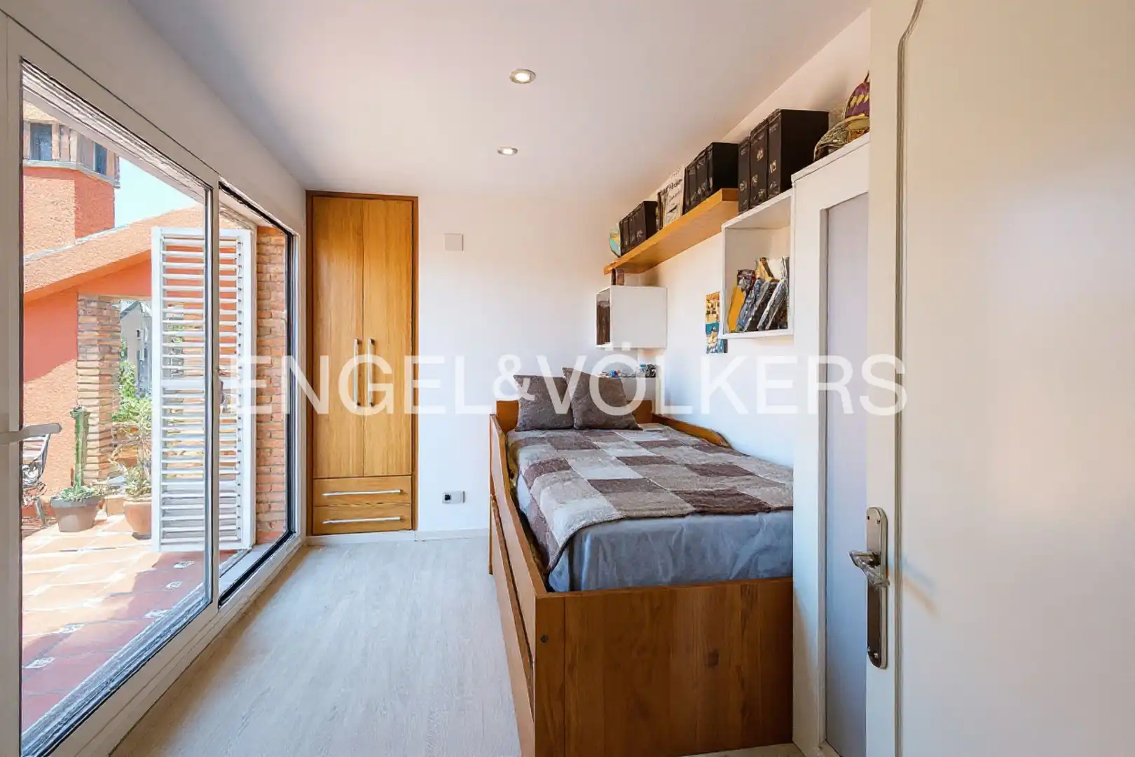 Habitación de Casa o chalet de alquiler en Esplugues de Llobregat con Aire acondicionado, Calefacción y Jardín privado