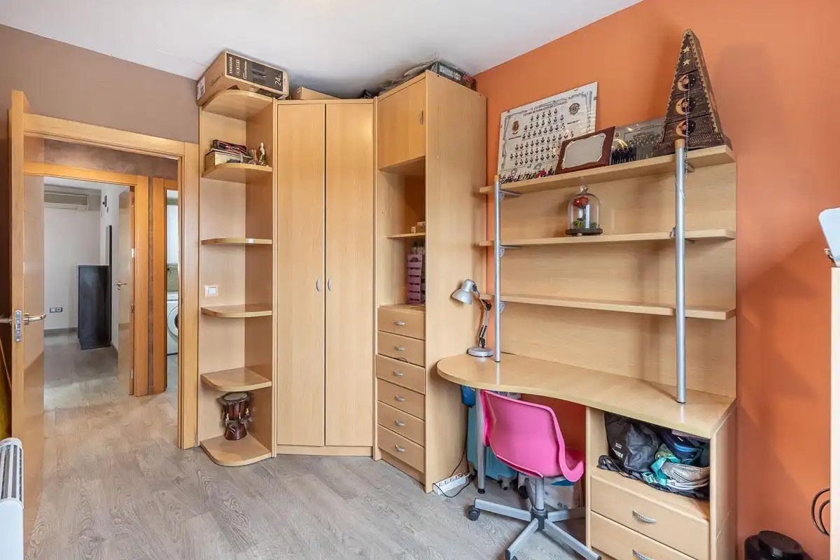 Bedroom of Flat for sale in Granada