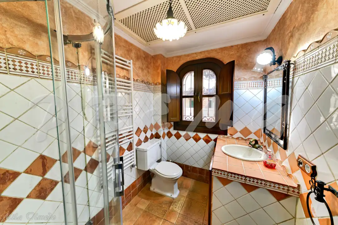 Houses for sale in Los Pinos