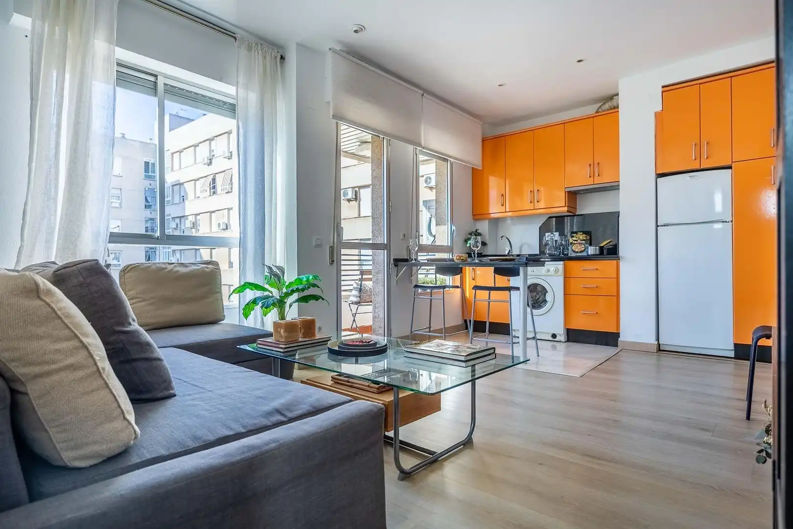 Flat for sale in Sevilla, Sevilla
