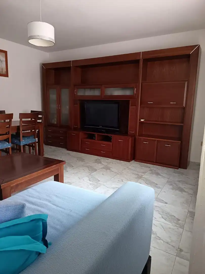 Wohnzimmer von Erdgeschoss zum Verkauf in Quero mit Klimaanlage und Heizung