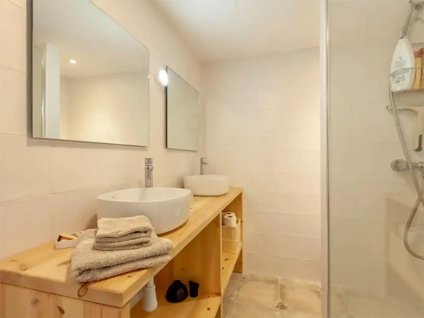 Badezimmer von Einfamilien-Reihenhaus zum Verkauf in Torredembarra mit Balkon