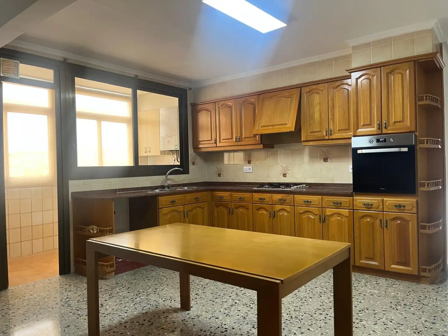 Küche von Wohnung zur Miete in Torrent mit Heizung und Balkon