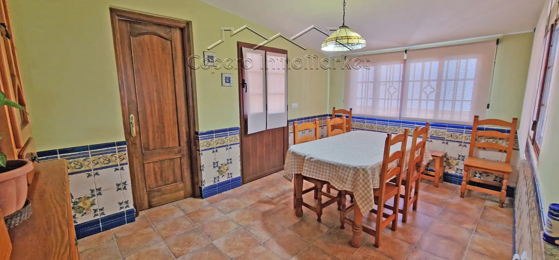 Cuina de Casa o xalet en venda en El Puerto de Santa María amb Aire condicionat, Jardí privat i Piscina