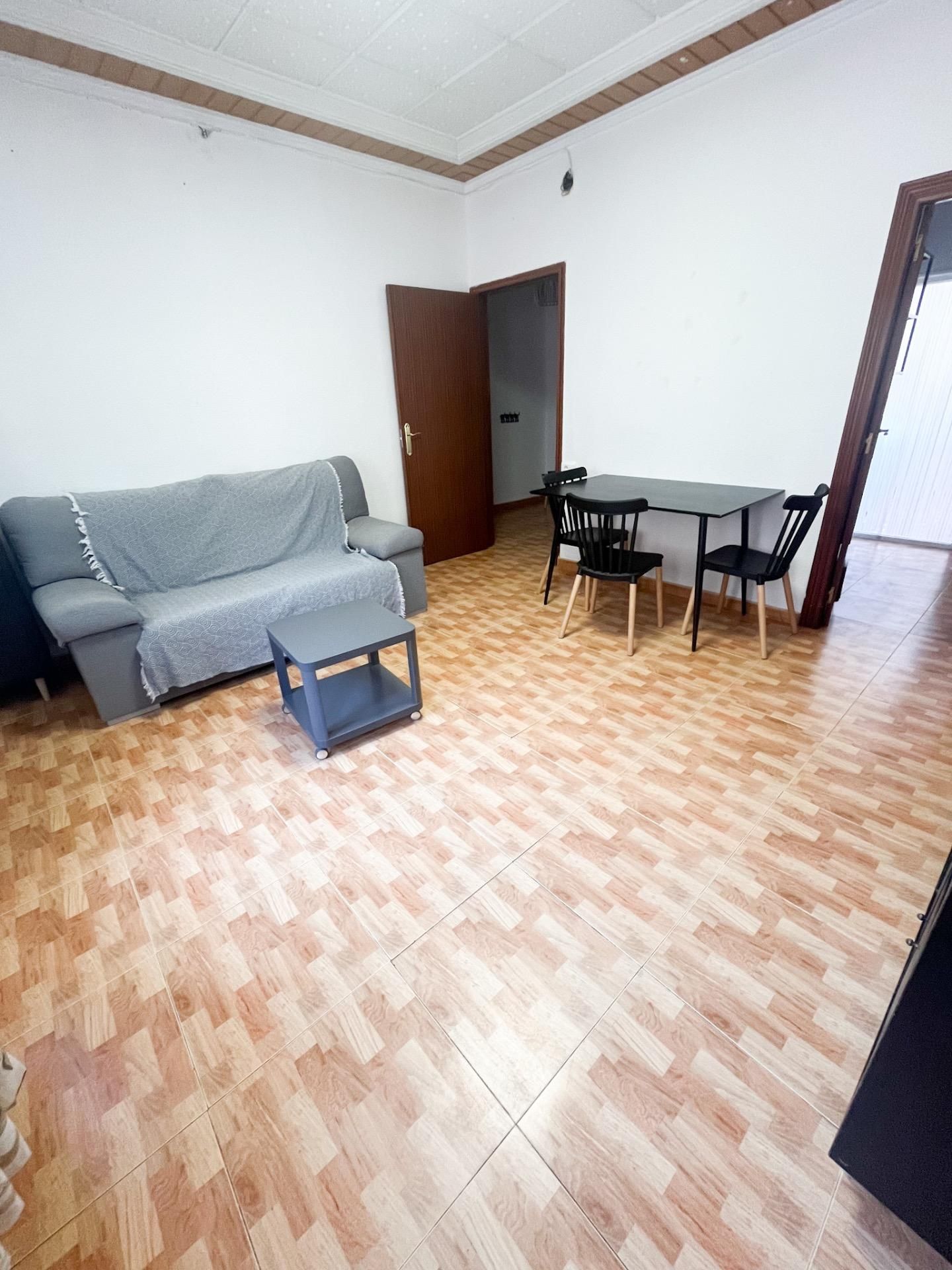 Flat to rent in Calle SAN FERNANDO, Estadio Castalia