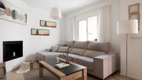 Living room of Single-family semi-detached for sale in Vélez-Málaga