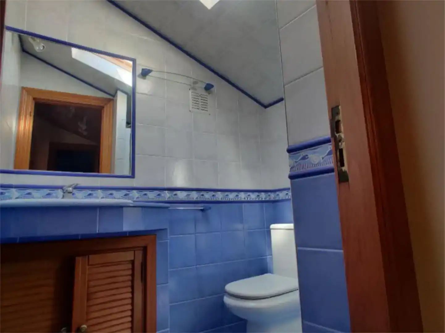 Bathroom of Flat for rent in Moaña  with Balcony