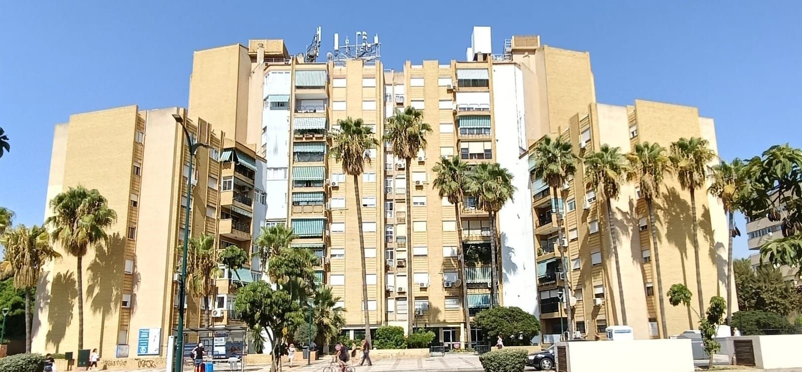 Exterior view of Flat for sale in Málaga Capital  with Air Conditioner and Private garden