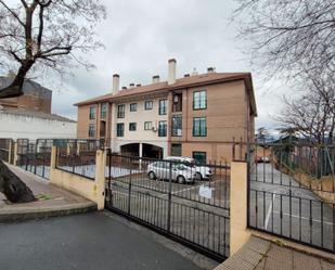 Vista exterior de Estudi en venda en Collado Villalba amb Calefacció, Parquet i Terrassa