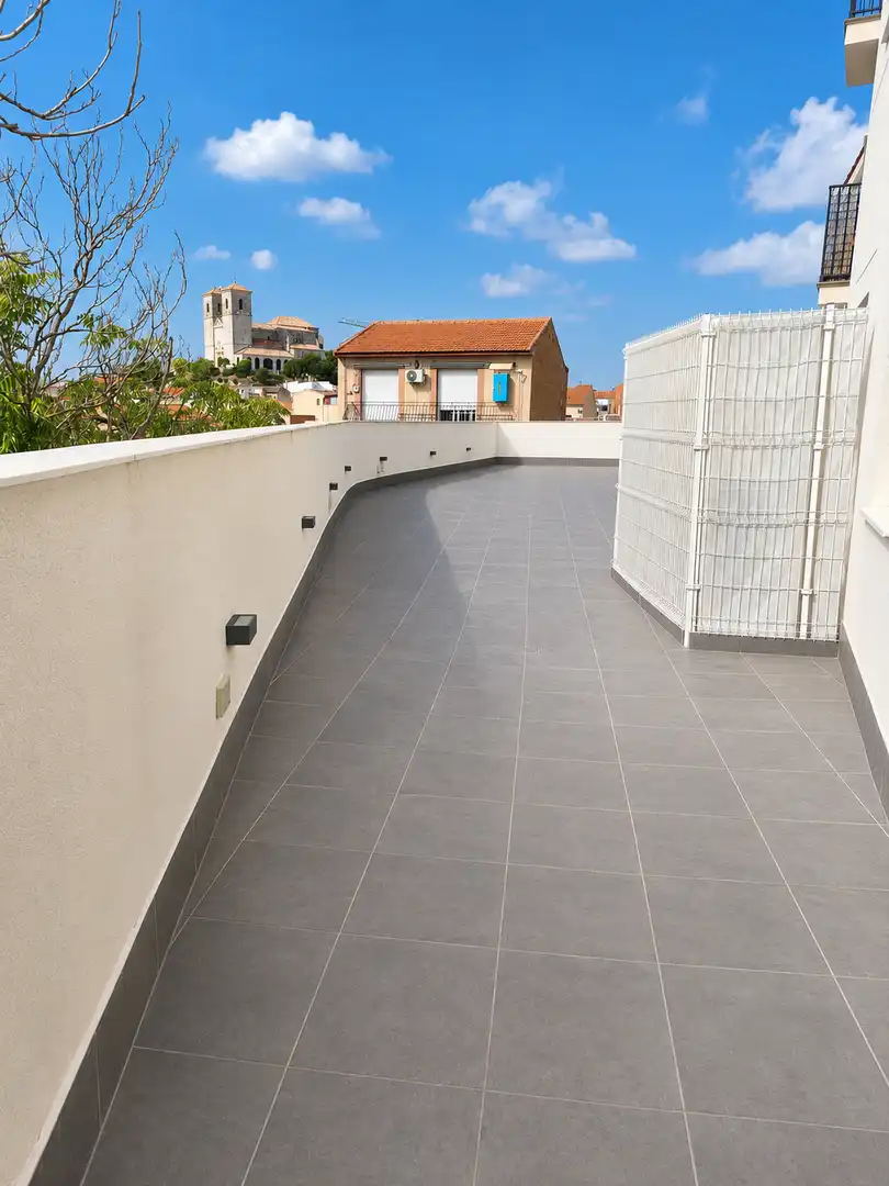 Terraza de Piso en venta en Campo Real con Aire acondicionado, Calefacción y Terraza