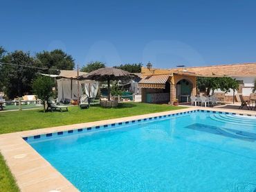 House with pool for sale in Écija