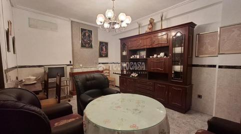 Foto 2 de Casa adosada en venda a Vilches, Jaén