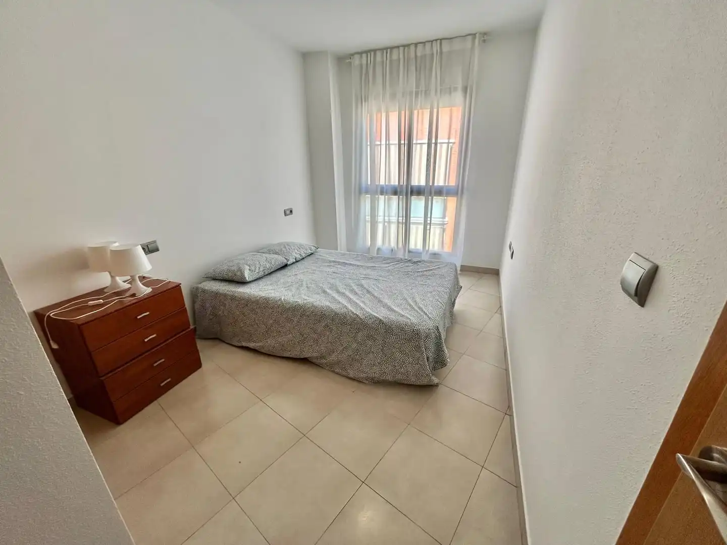 Dormitori de Àtic de lloguer en Murcia amb Aire condicionat, Terrassa i Moblat