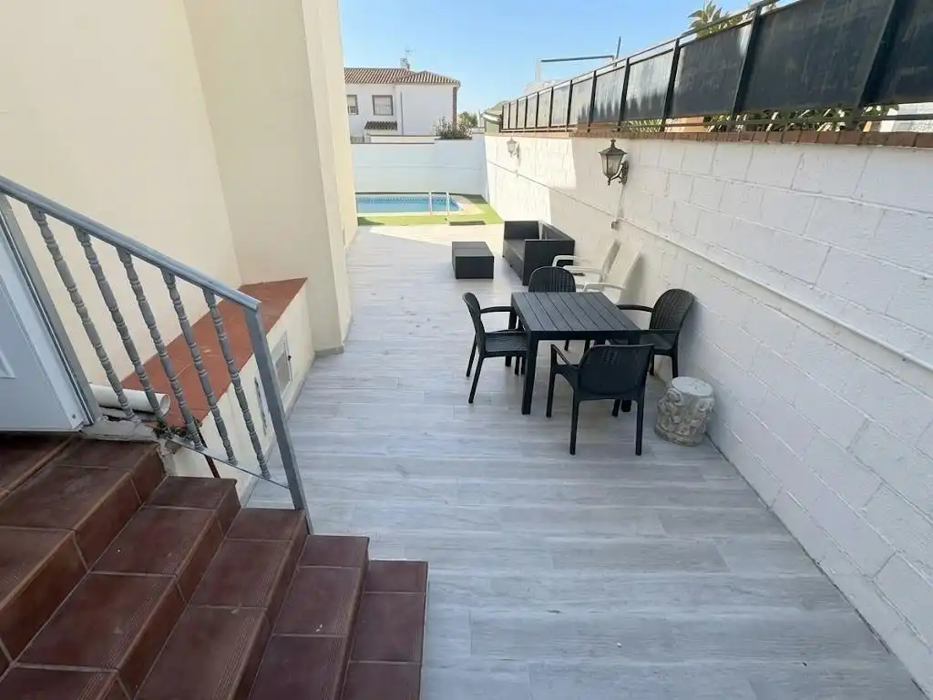 Terrassa de Casa o xalet en venda en Torremolinos amb Aire condicionat, Calefacció i Jardí privat