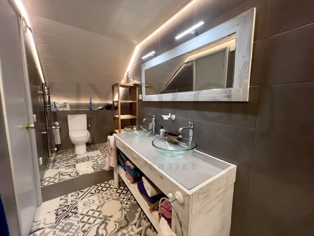 Bathroom of Apartments for sale in Vielha e Mijaran
