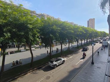 Piso con balcón en venta en Rambla Nova