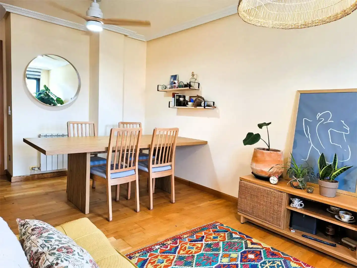 Dining room of Flat for share in Villaquilambre  with Parquet flooring, Furnished and Balcony