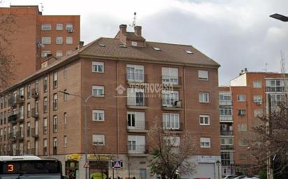 Exterior view of Flat for sale in Alcalá de Henares  with Air Conditioner, Heating and Alarm