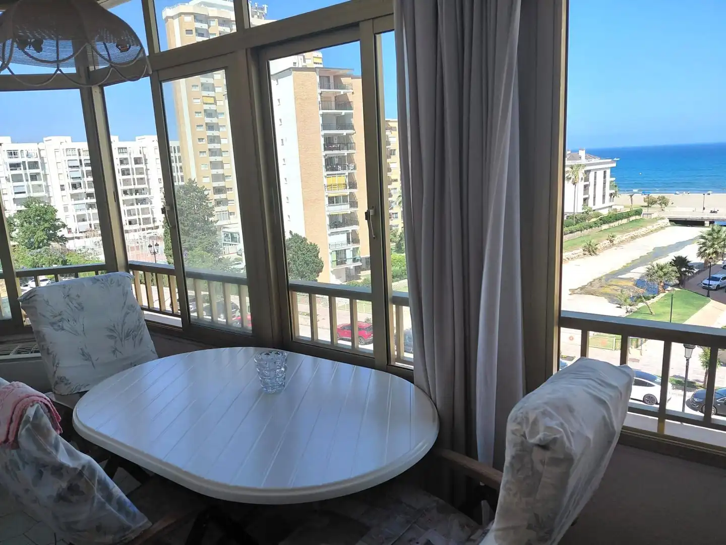 Habitación de Piso en venta en Fuengirola con Terraza, Alarma y Piscina comunitaria