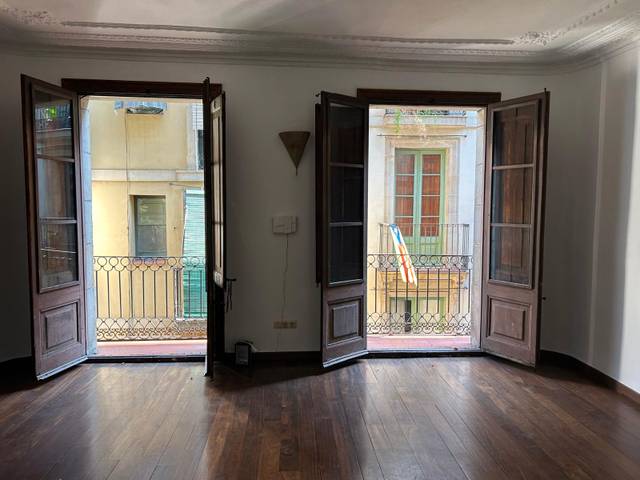 Piso en Venta en Carrer de n'Aglà en Barri Gòtic