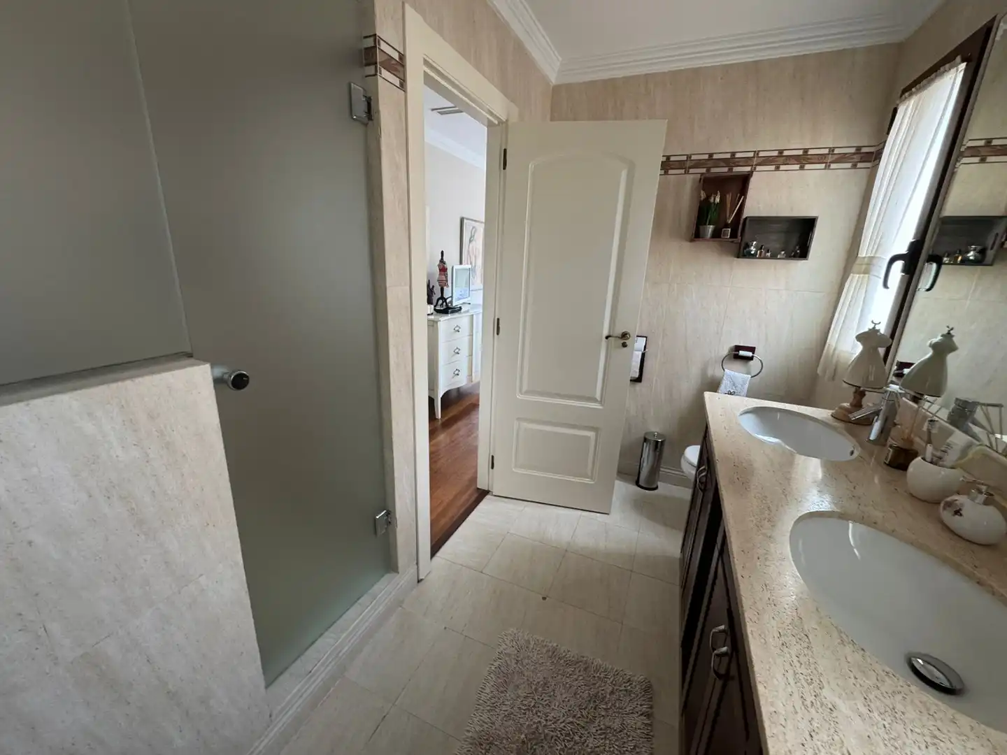 Baño de Casa o chalet en venta en Alicante / Alacant con Aire acondicionado, Calefacción y Jardín privado